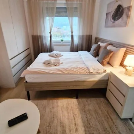 Lux Dolce Casa Skopje-2 Karpos *